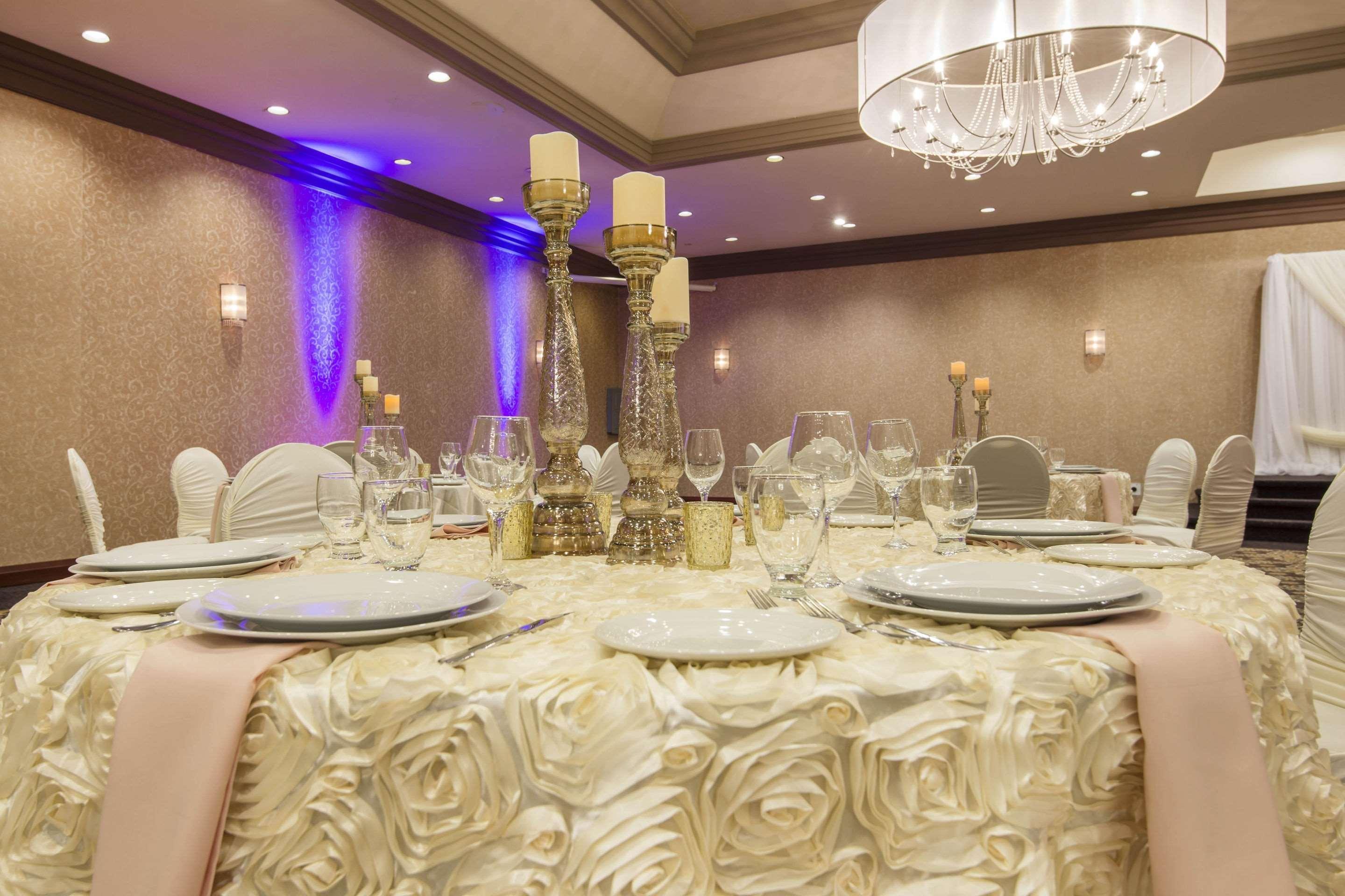 Quality Inn & Conference Centre Midland Esterno foto